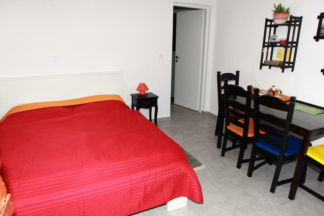 Apartman Kupa คาร์โลวัตส์ ภายนอก รูปภาพ