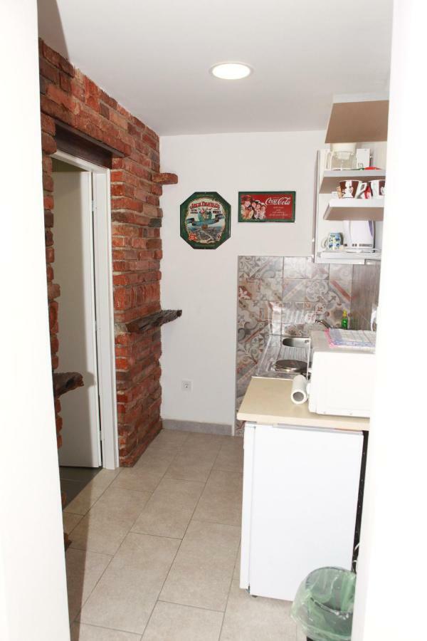 Apartman Kupa คาร์โลวัตส์ ภายนอก รูปภาพ